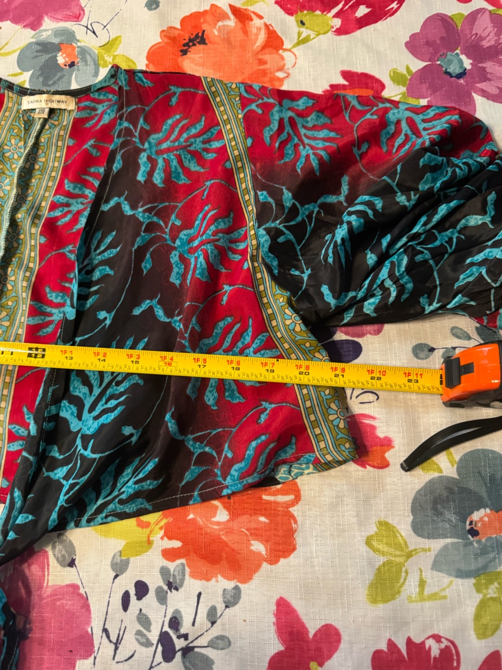 Karma Highway Tie Front Bell Sleeve Boho Crop Top One Size Festival Hippie Gypsy - Picture 8 of 11